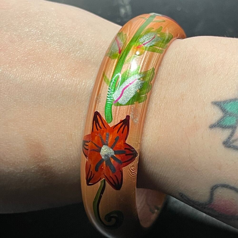 Hand Painted Wood Bangle Bracelet Floral Flowers Lacquered Folk Art 8.5"